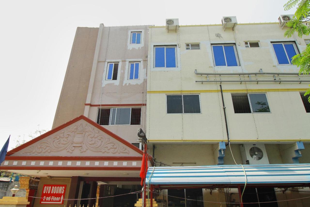 Oyo 7131 Amrita Hotel 3*