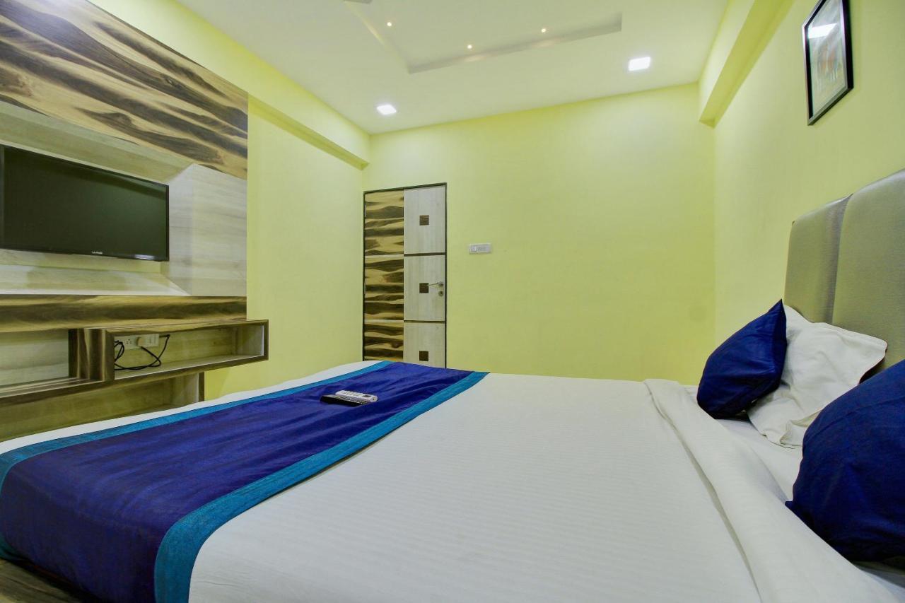 Oyo 7131 Amrita Hotel